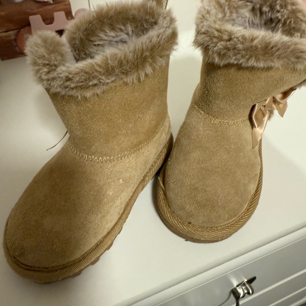 BearPaw Tan Kids Boots with Fur Trim